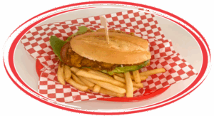 Sándwich de pollo broaster served in a traditional Peruvian style